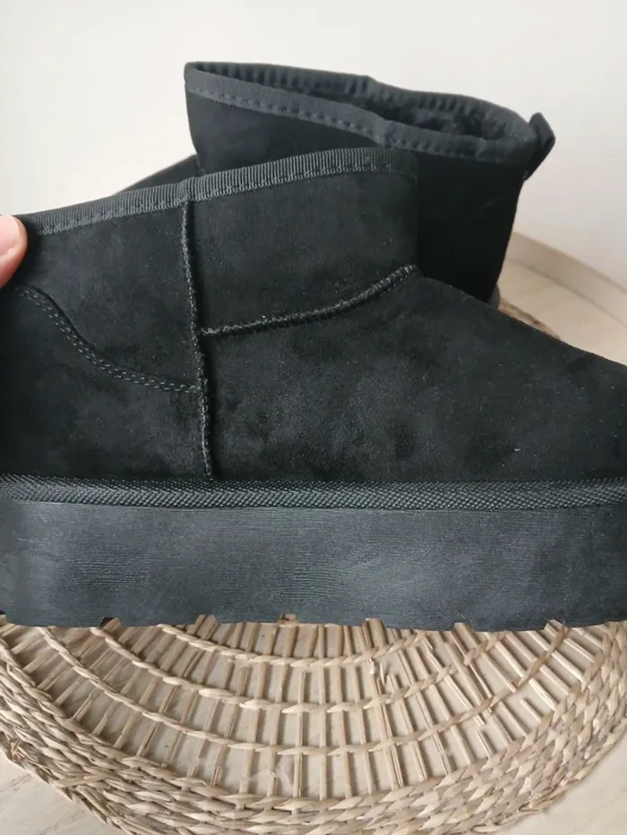Boots noires - photo numéro 4
