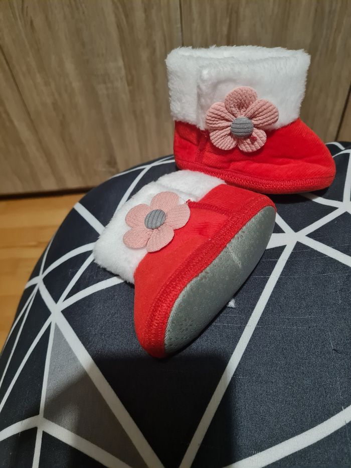 Chausson bébé fille