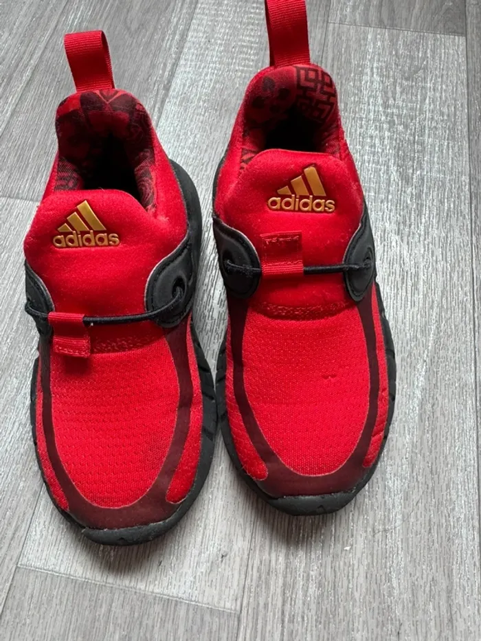 Baskets adidas 27