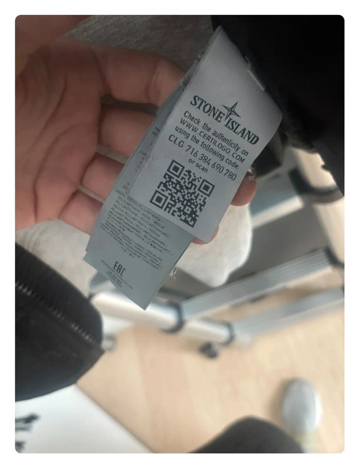 Doudoune Stone Island sans manche taille S - photo numéro 4