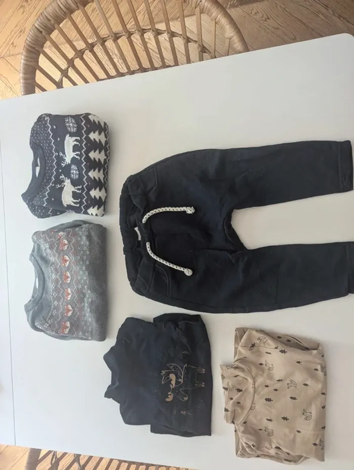 Lot de vêtements garçon 18 mois