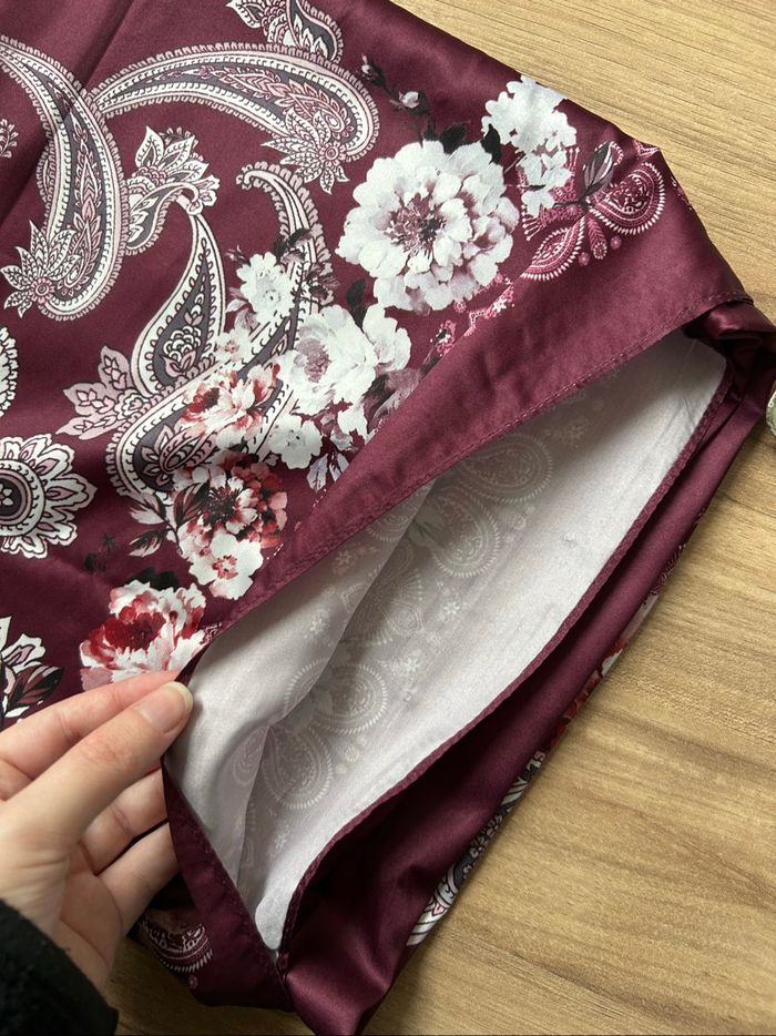 Lot de 2 voiles style carrée de soie à strass Neufs Boutique Indépendante - photo numéro 2