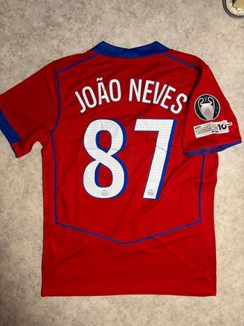 Joao Neves maillot psg rouge 