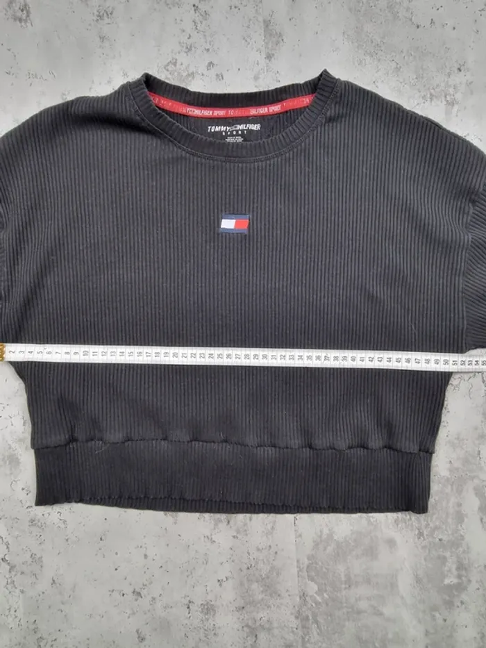Crop Top Tommy Hilfiger – Noir – Taille M Femme (mesures en photos) - photo numéro 6