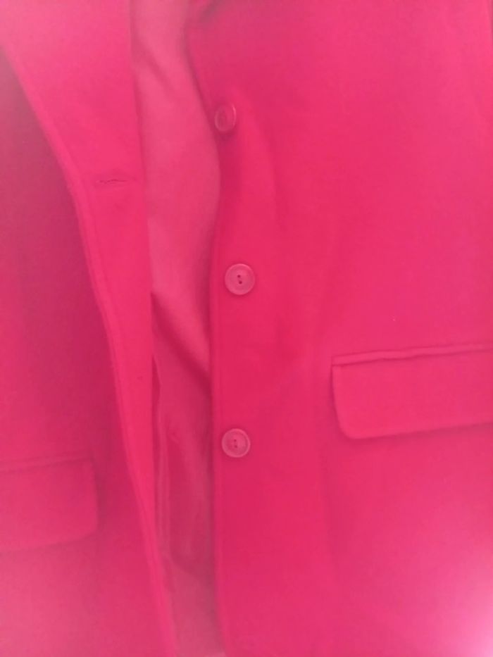 Manteau rouge - photo numéro 2