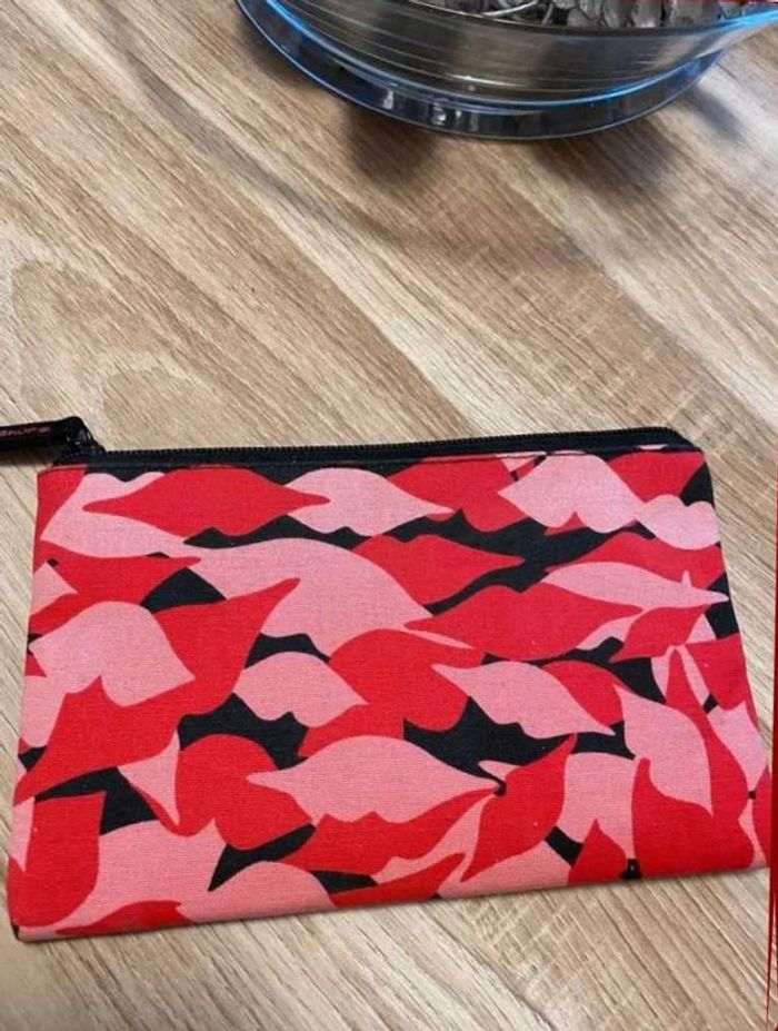 Pochette - photo numéro 8