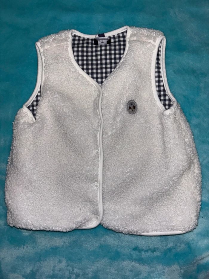 TEE shirt + gilet sans manches - photo numéro 4