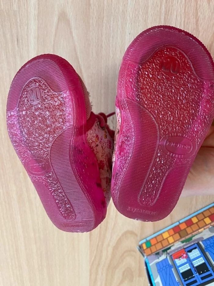 Jolie paire de chaussons roses Bellamy T. 20 fille - photo numéro 7
