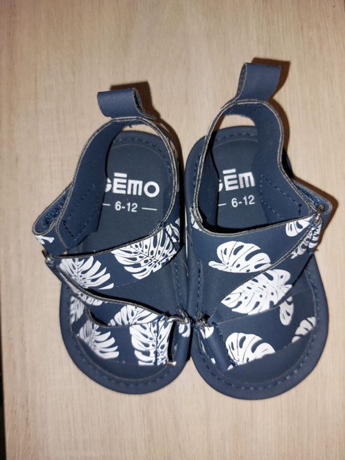 Nu pieds / Gémo / 6-12 mois