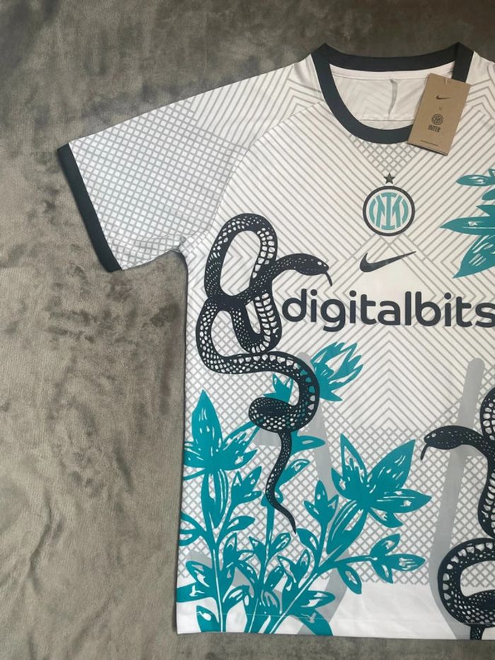 Maillot concept foot Inter Milan blanc édition Serpent taille M - photo numéro 2