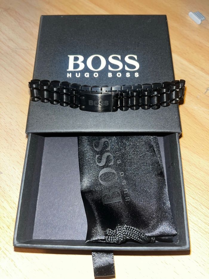 Bracelet homme boss - photo numéro 3