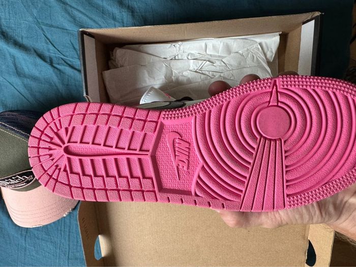 Air Jordan 1 Low GS Pinksicle – Taille 40 – Neuve avec boîte - photo numéro 4