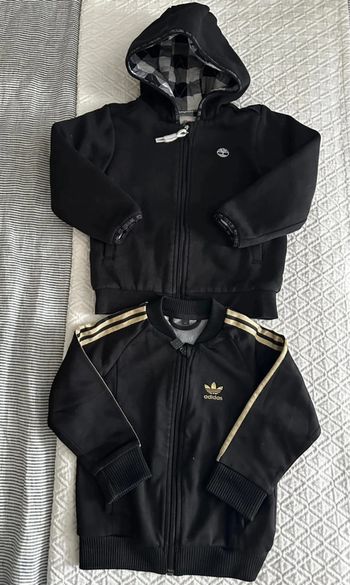 Deux sweats adidas et timberland 3 et 4 ans