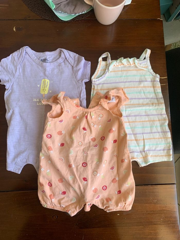 Lot bébé fille 3 mois divers été - photo numéro 2