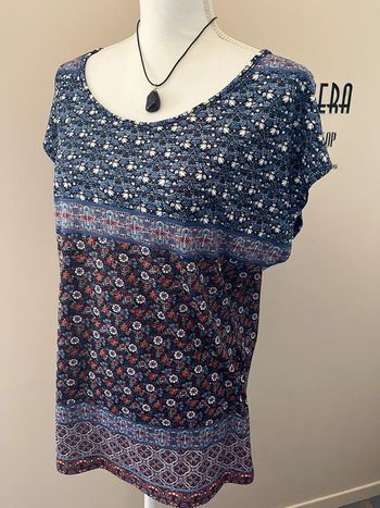 Tunique fluide et légère imprimé motifs fleuris