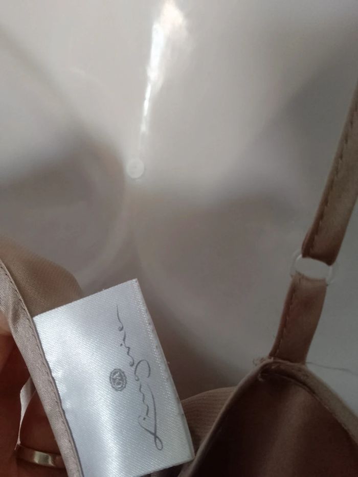 Nuisette satin champagne taille 44/46 - photo numéro 3