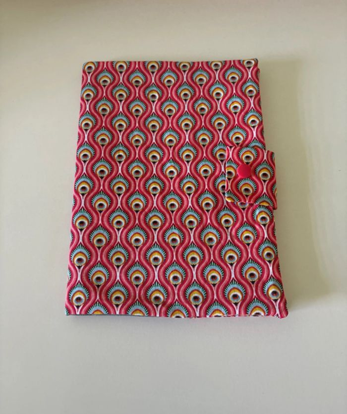 Protège carnet de santé thème psychédélique