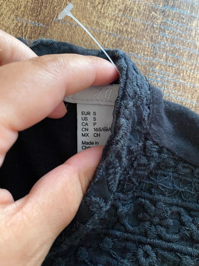 Debardeur brodé taille 36 H&M - photo numéro 4