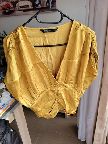 Top satin froncé