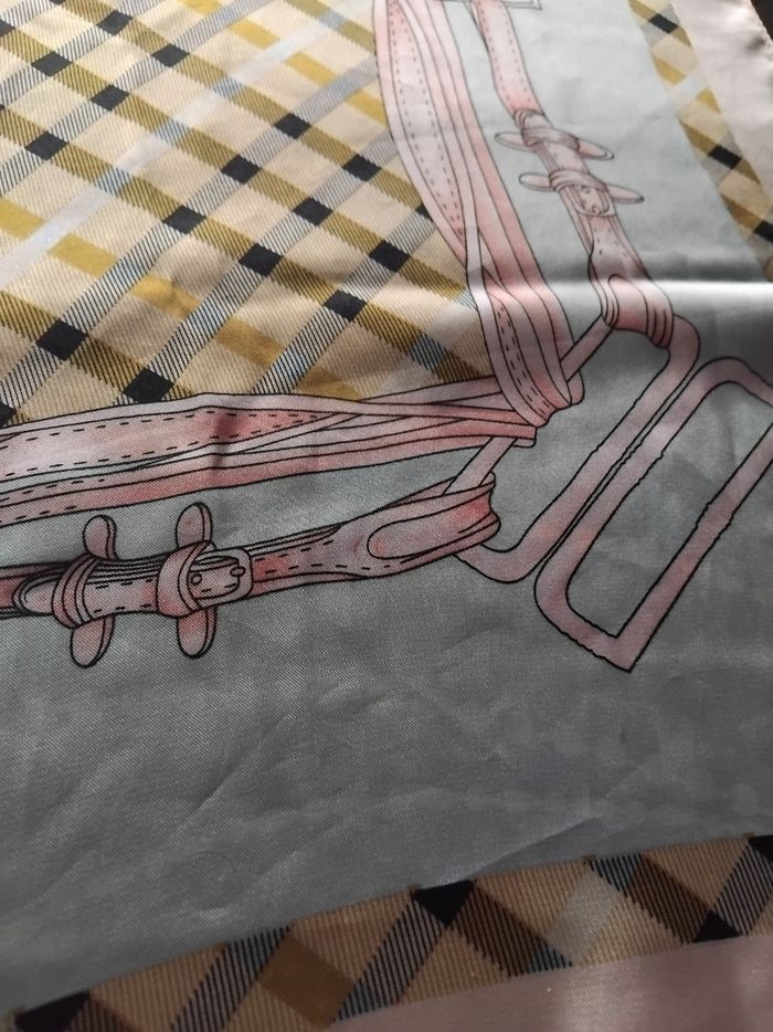 Carré etole rose - photo numéro 10