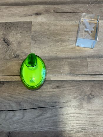 Je vend une brosse  de massage très bon etat