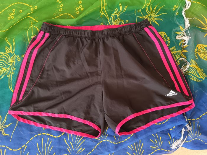 Short adidas rose et noir 36 - photo numéro 3