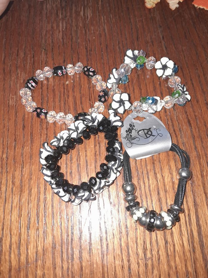 Lot de 4 bracelet