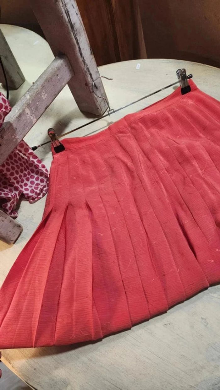 Superbe jupe plissée vintage fluide et satinée - photo numéro 3