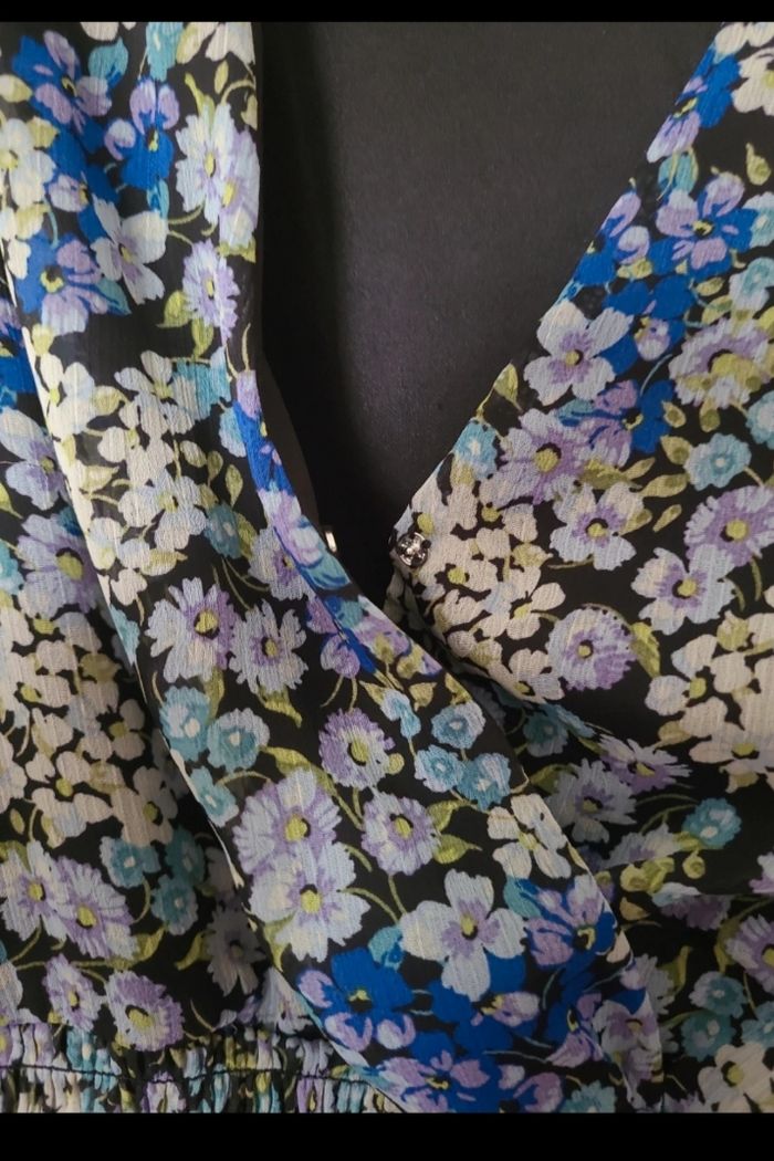 robe-courte-stradivarius-taille-s-motif-fleurs-doublure - photo numéro 2