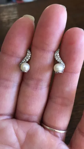 Boucles d’oreilles argent zirconiums et perle blanche