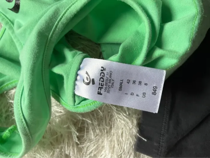 Ensemble sport brassière leggings 3/4 Zumba S/M - photo numéro 4