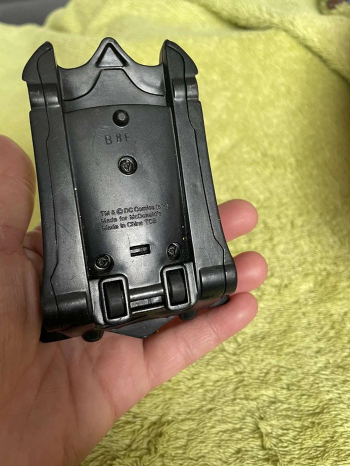 Figurine Jouet VoitBatman Batmobil McDonald’s 2013 - photo numéro 4