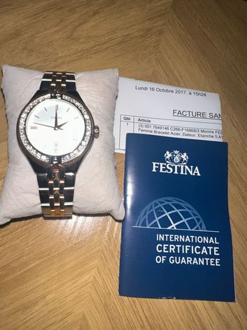 Montre Festina femme neuve sans emballage