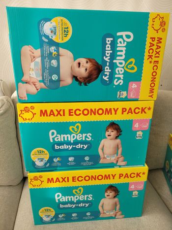 Couche pampers taille 4