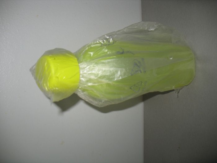 ÉCO BOUTEILLE JAUNE - 750 ML "TUPPERWARE" - NEUVE - n°20