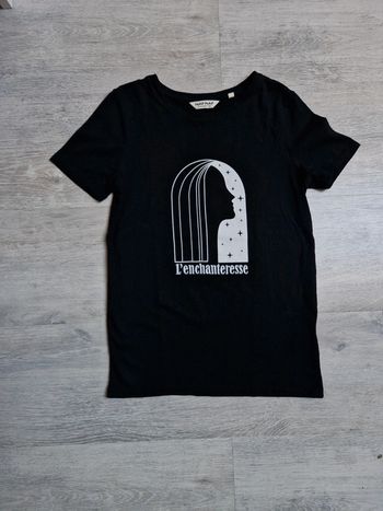 Tee-shirt manches courtes noir et blanc neuf Naf Naf XS l'enchanteresse