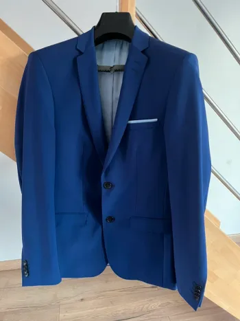 Veste de costume bleu électrique intérieur bleu ciel