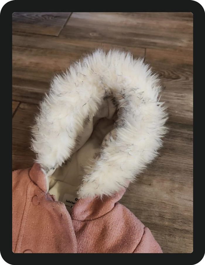 Manteau avec capuche fourrure rose Lulu castagnette Taille 24 mois - photo numéro 7