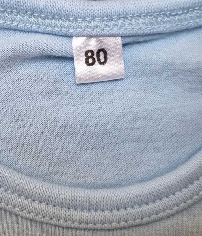 Tee-shirt neuf - photo numéro 2