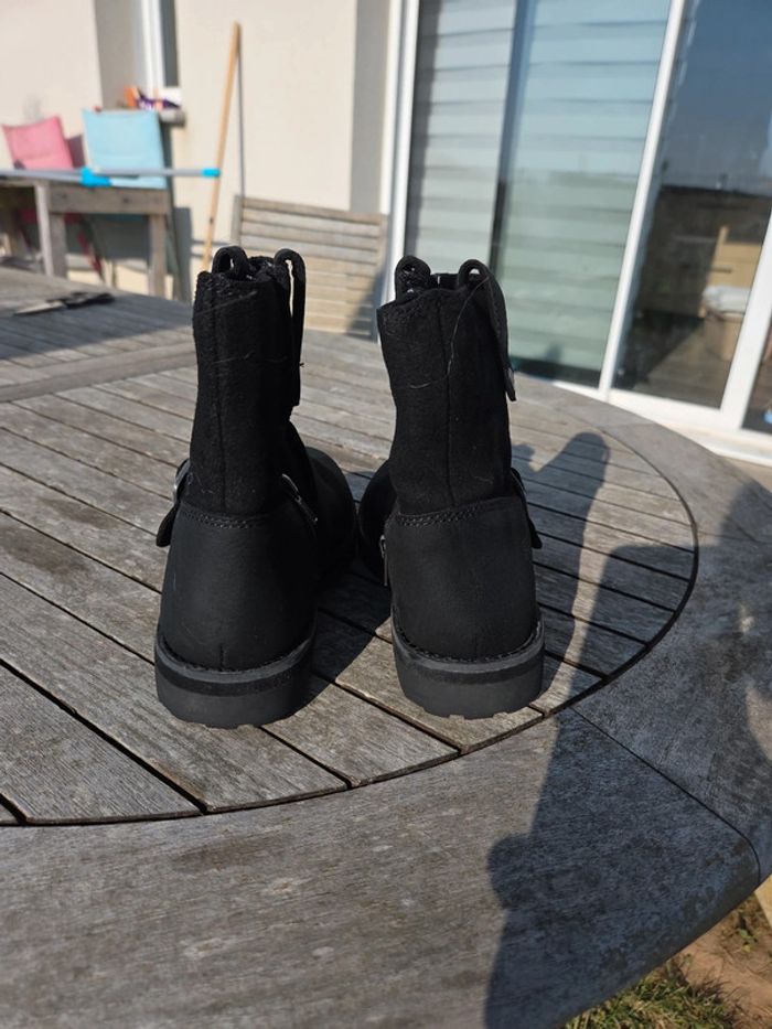 Bottines timberland noire taille 34 - photo numéro 4