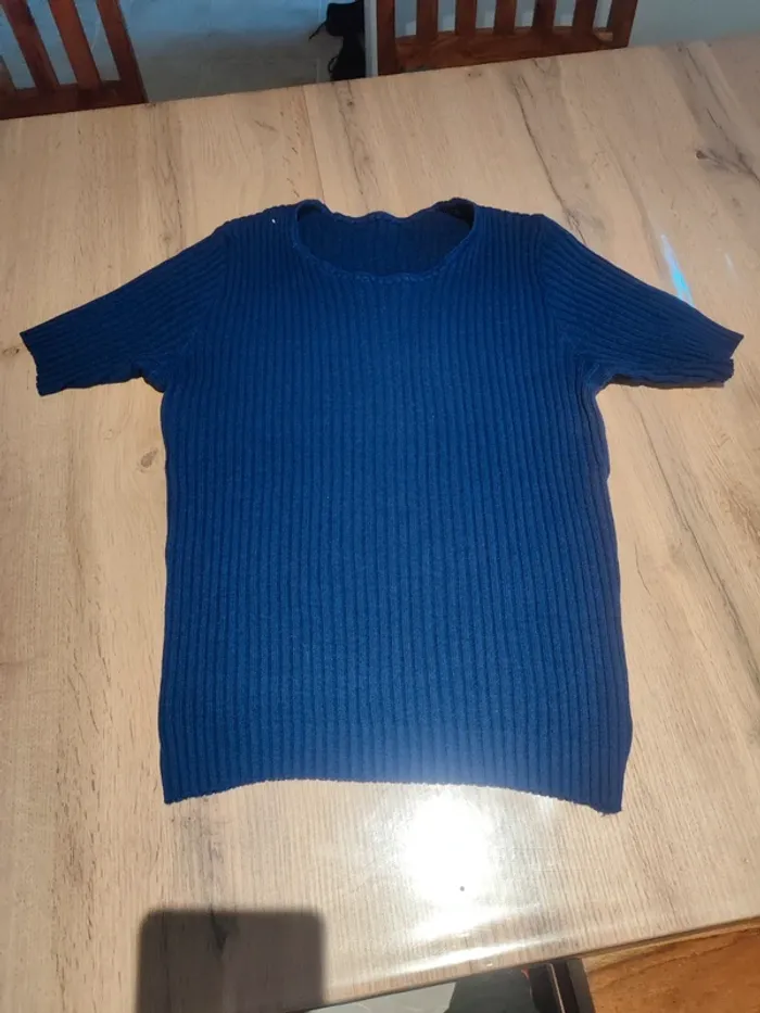 T-shirt Bleu Marine, Taille M - Maille Côtes Chaude et Confortable !