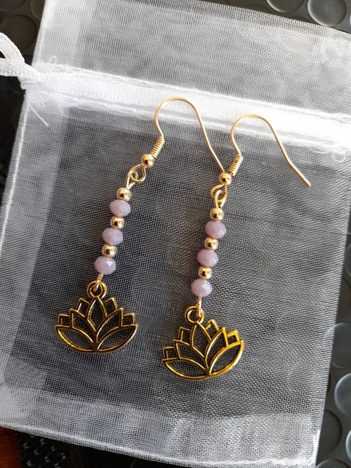 Boucles d'oreilles fleur de Lotus - photo numéro 10