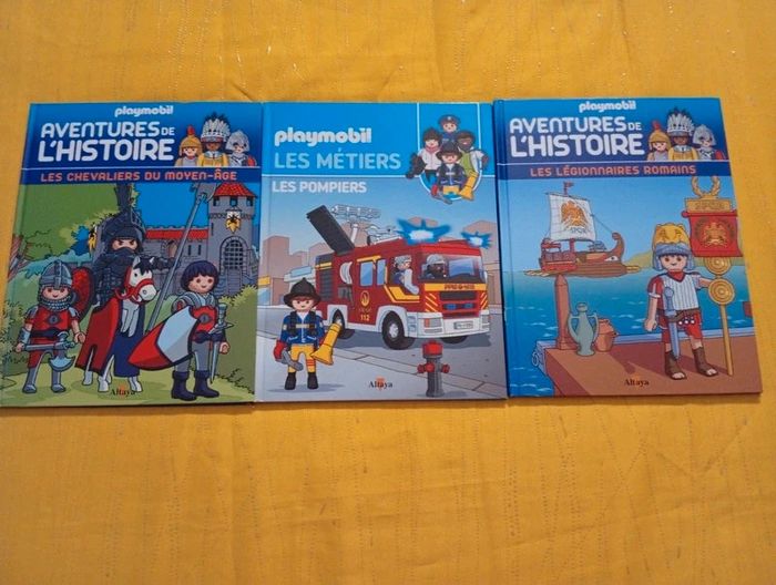 Lot de 3 livres Playmobil thèmes historiques