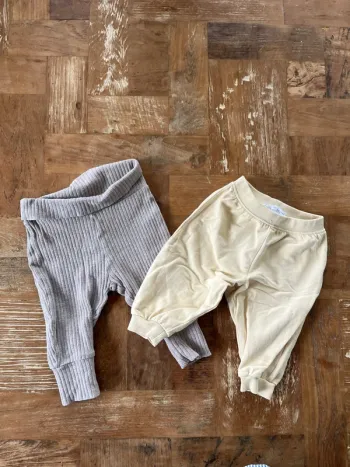 Lot de pantalons 68cm