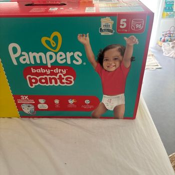 Pampers pants