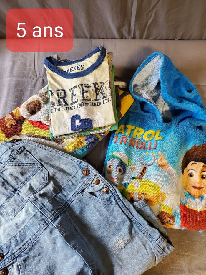Lot Vêtements Garçon 5 ans - photo numéro 2
