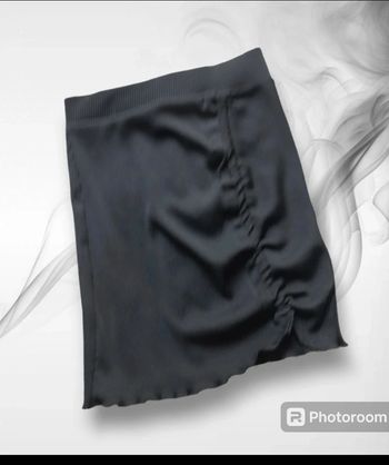 Jupe froncé sur le côté 🤍 stretch