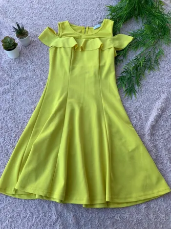 robe jaune