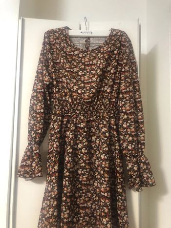 Tunique légère . Taille élastique . Taille M