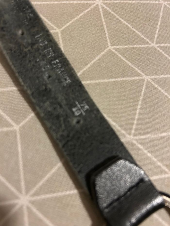 Magnifique ceinture vintage 1970 cuir noir et anneaux métal - photo numéro 7